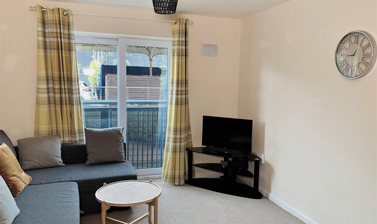 Broad Gauge Apartments Wolverhampton Bagian luar foto