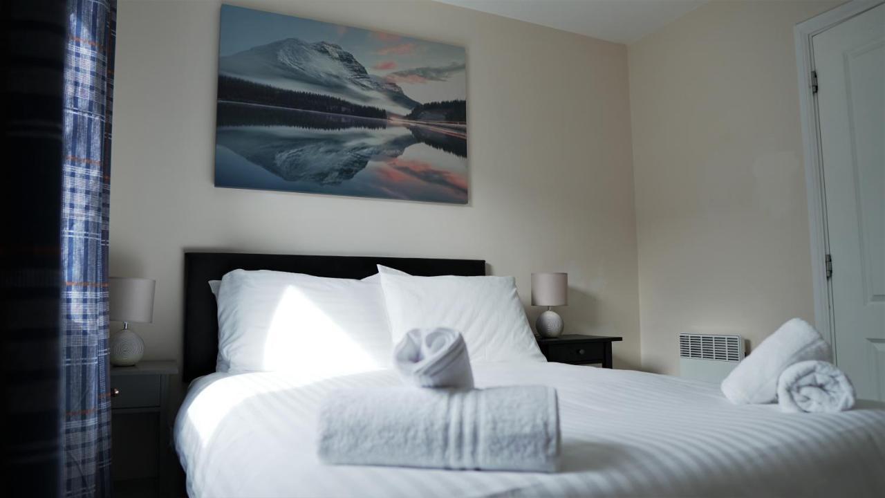 Broad Gauge Apartments Wolverhampton Bagian luar foto